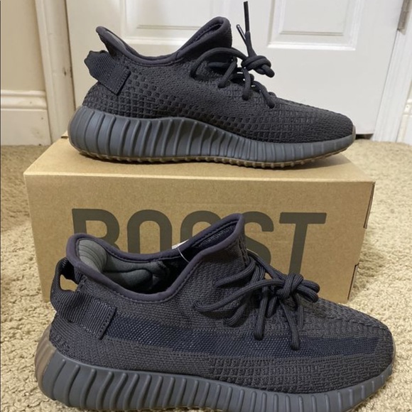 YEEZY 350 CINDER - Picture 2 of 3